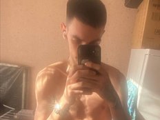 eaxaurs Live Webcam on BongaCams