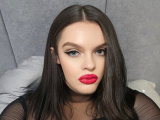 KristiBi