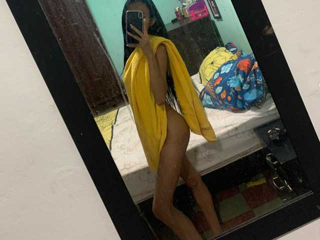 Mia-sexy