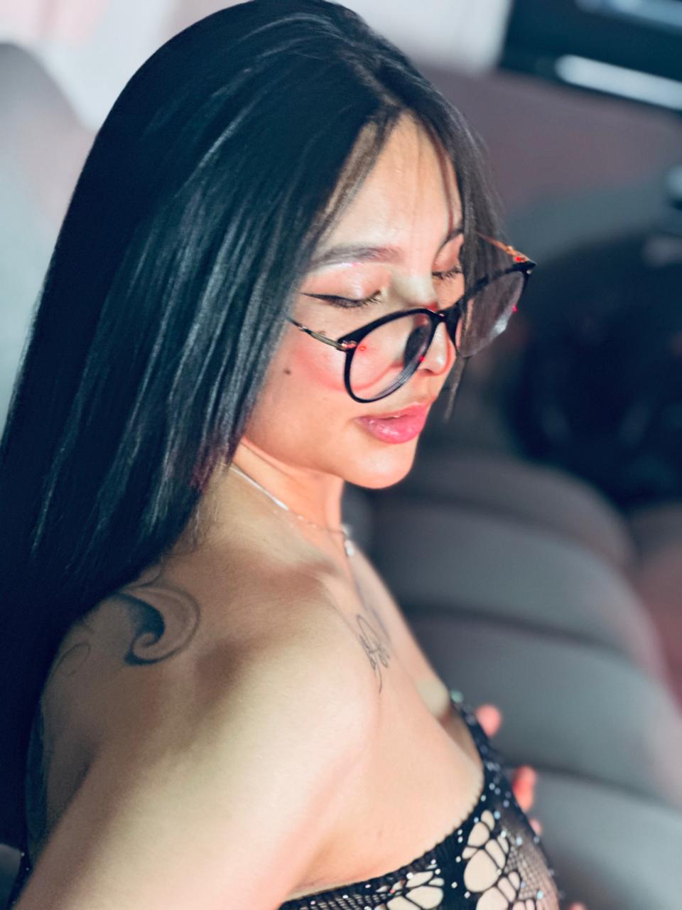 MorganHarper 💗 image: 1