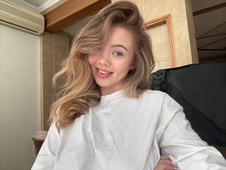 Live трансляция Lana_Lee - Runet.cam