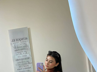 In the mirror! 🫦