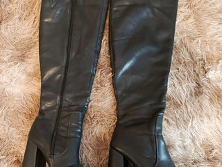 HEELS 3