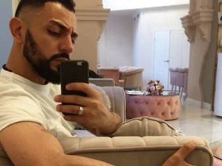 Webcam model Araz0991