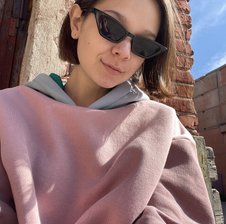 Miss_Ana_Still