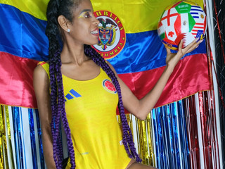 Thiana💛💙❤️
