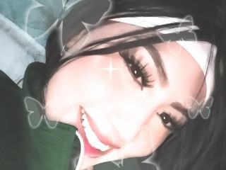 kiss me love 💖