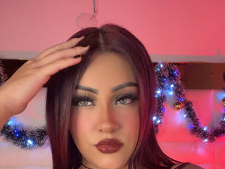 🍒 Come a little closer