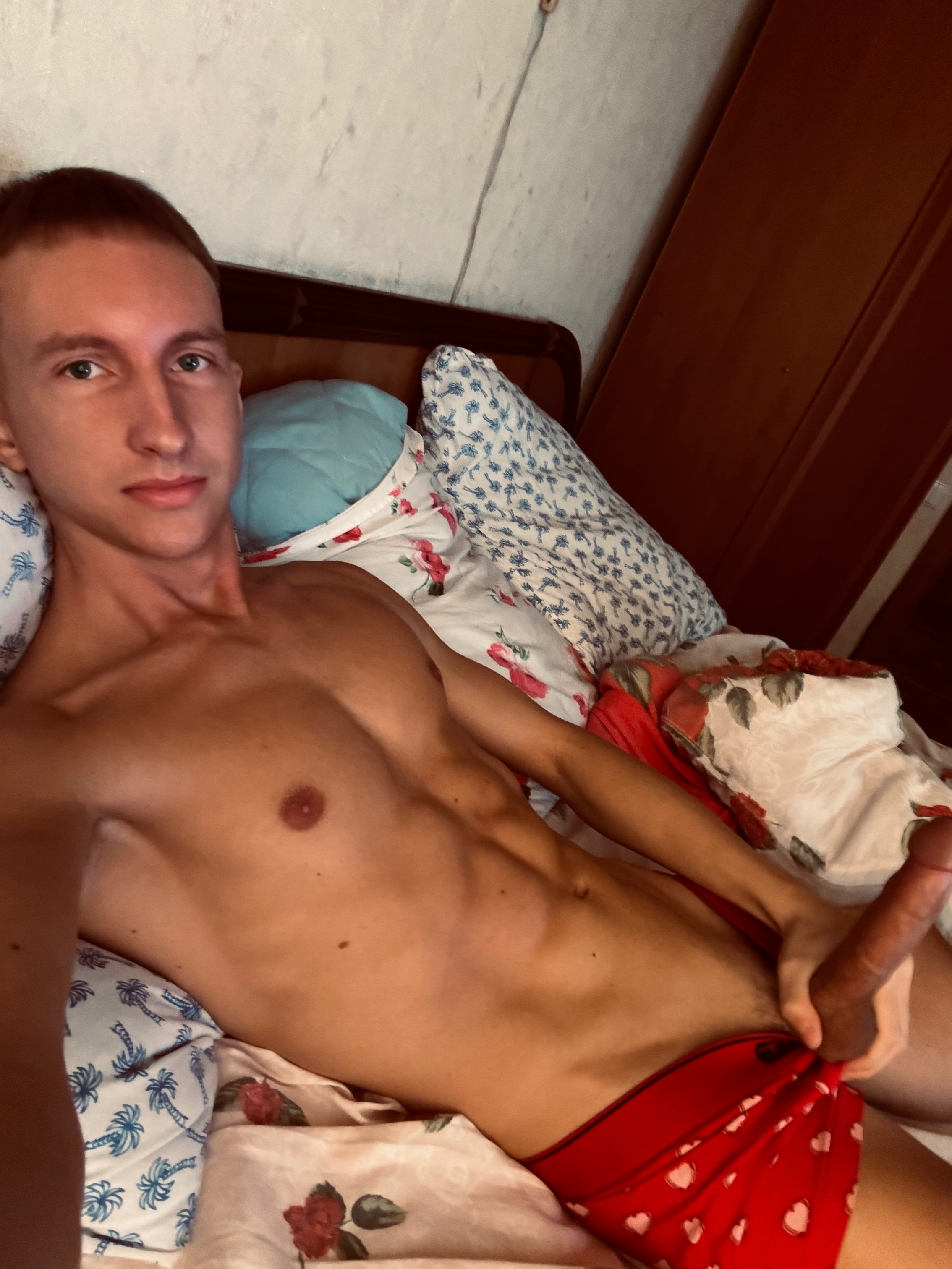 SweetGayBoy Make your day! image: 1