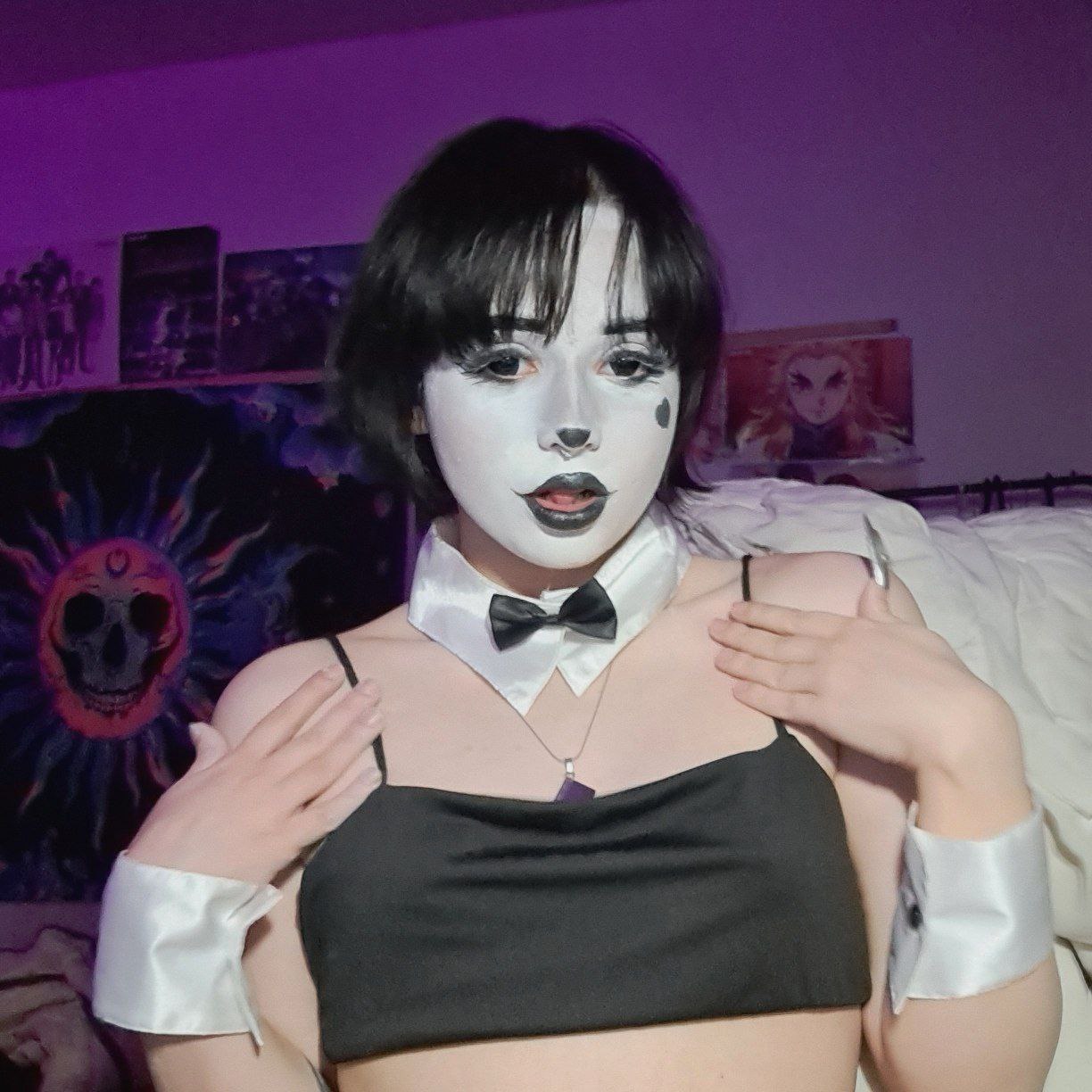 CatherynDowns Cosplay image: 1