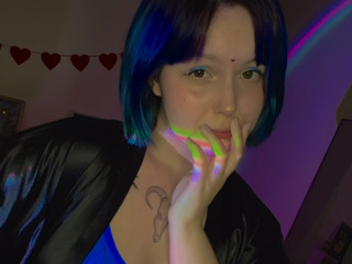 Blue-haired me💘