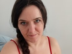 Angela100 Live Webcam on BongaCams