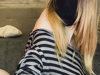 👀