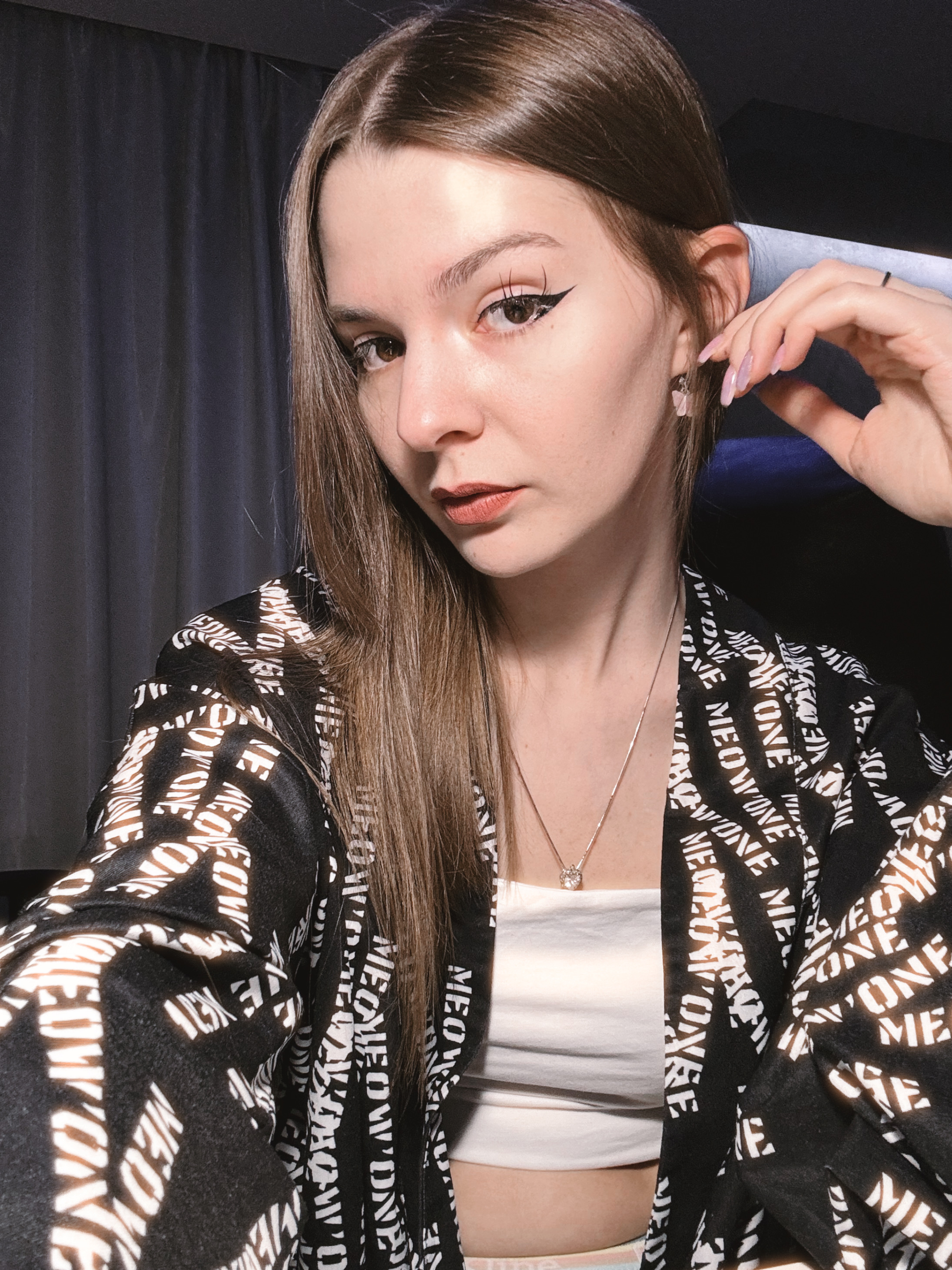 JoannGrater Abote me image: 1