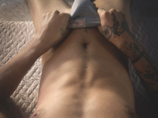 A very hot gentleman