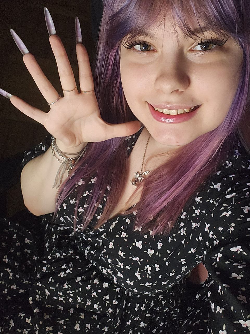 LovelyKristi 🐾 image: 1