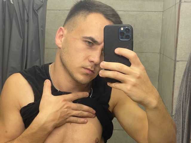 Denis-205
