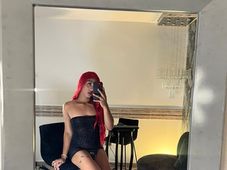 HOT PRINCESS