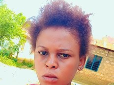 Prettyebony3 Live Webcam on BongaCams