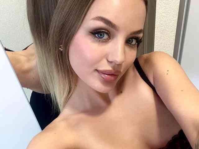 Sweet_Darina233