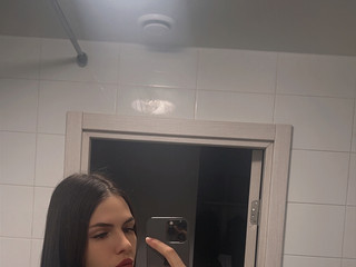 🫦