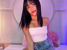 LailaaMiller Live Webcam on BongaCams