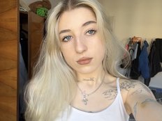 Avatarul EmmyHot
