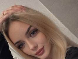 SkinnyNatty webcam model