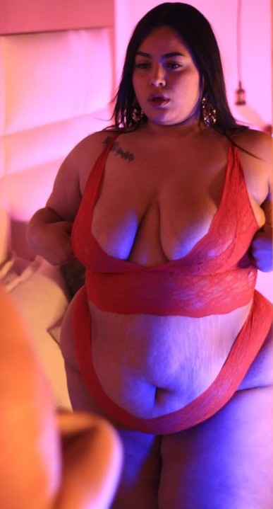 Maya-curvy make my tits bounce for you love 🍒🔥🍒 image: 1