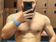 BlackGold2 Live Webcam on BongaCams