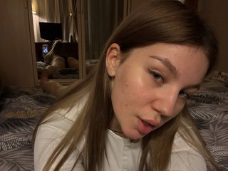 Live трансляция queen-of-tease - Runet.cam