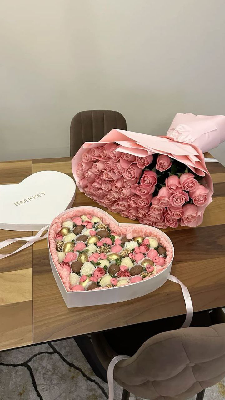 CaseyMin 🌸 Bouquet of flowers image: 1
