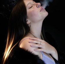 Victoria-Moon18