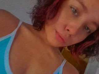 come play with sexy girl