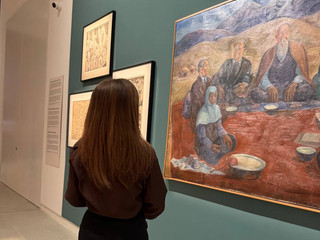 Quiet moments between stories and art ^^