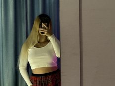 Alexiamoon Live Webcam on BongaCams