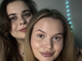 Live Chat with Twixsticks2 on BongaCams