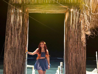 Do u like my outfit?