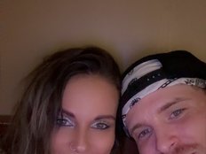 MavNBrook Live Webcam on BongaCams