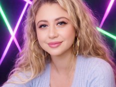 الصورة الرمزية لـBlondieEve