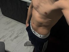 Robi96 Live Webcam on BongaCams
