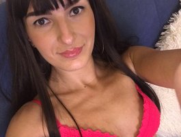 Watch  LexaTease live on BongaCams