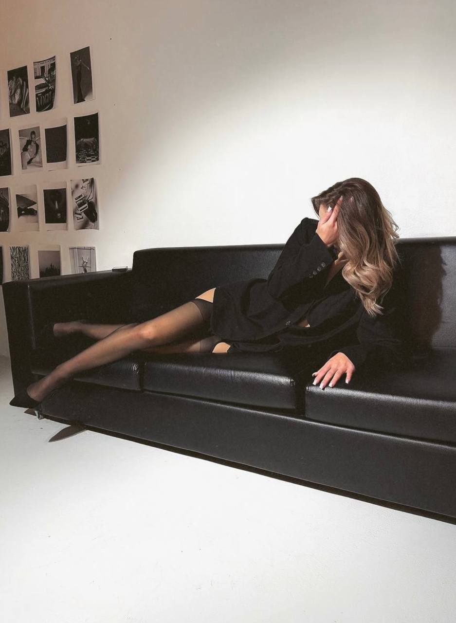 LauraMondella Sexy image: 1