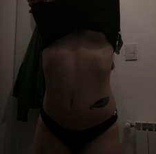 Petitginger16