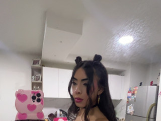 come and play with me