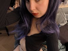 pussypiercingslut Gallery Image 1