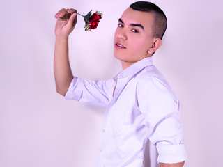 🖤 I switch roles like I change positions... often