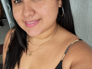 Soft lips, dangerous thoughts