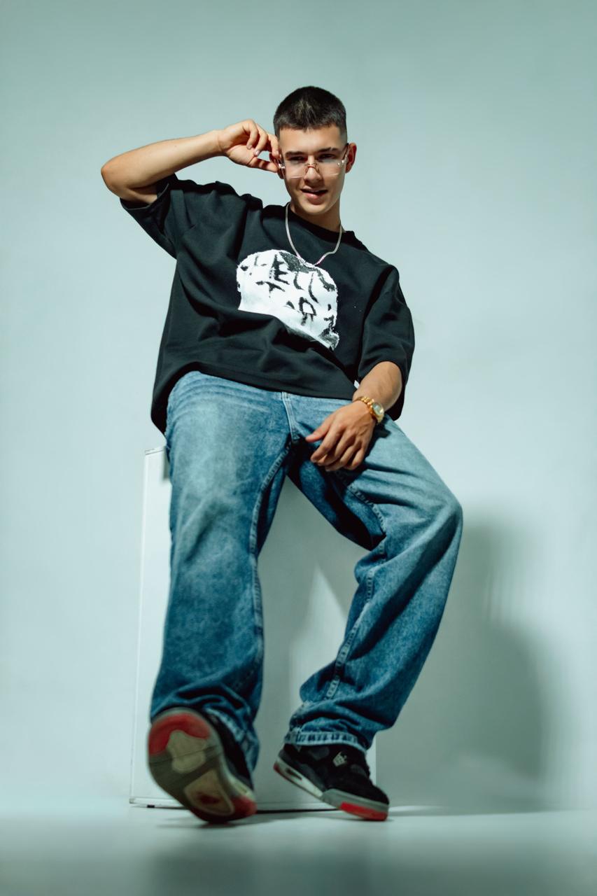 Hermes-friends Tent image: 1