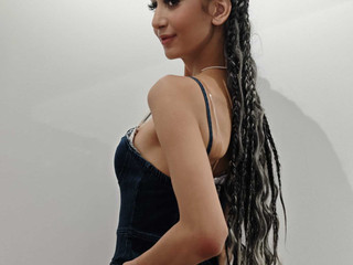 Sweet, but a little dangerous 💕